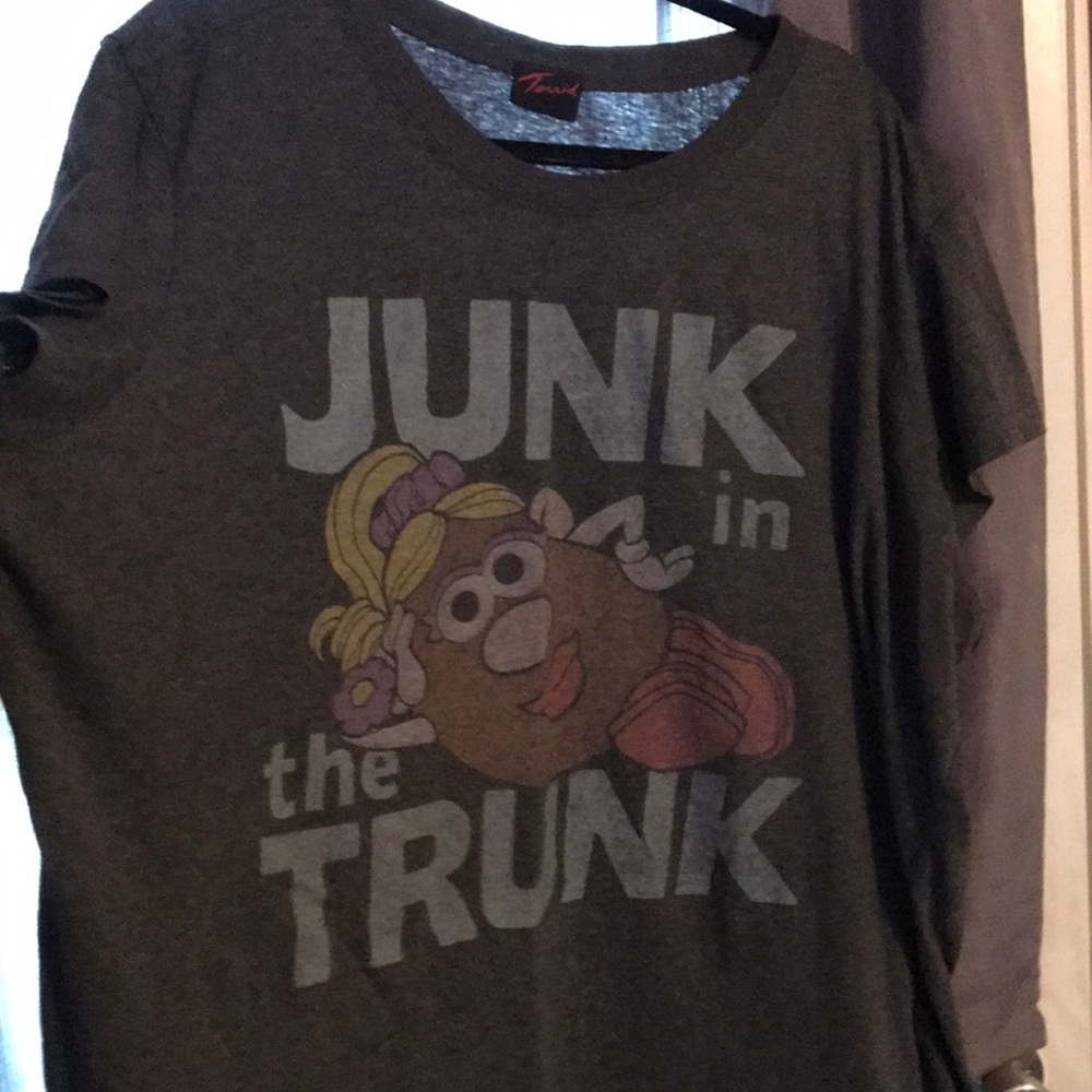 Tee shirt